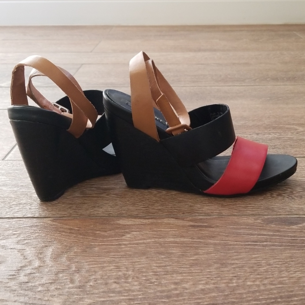 Color block wedges - Picture 4 of 5